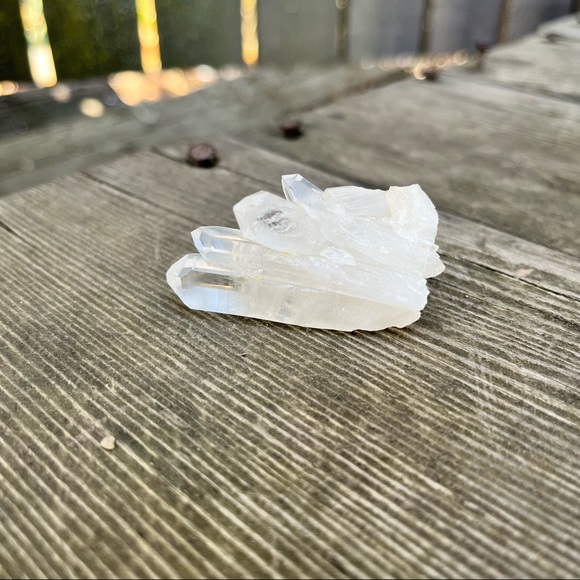 Clear Quartz Crystal Cluster Self Standing - Picture 8 of 16